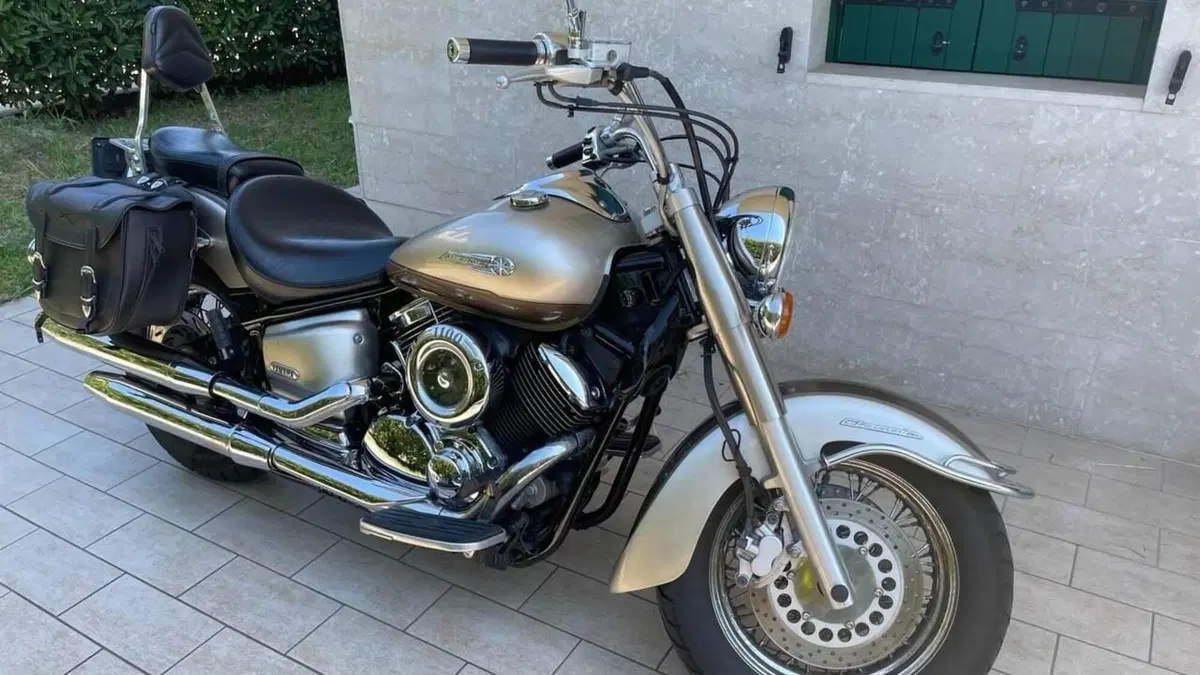 Yamaha XVS 1100 Drag Star (1999 - 06) 