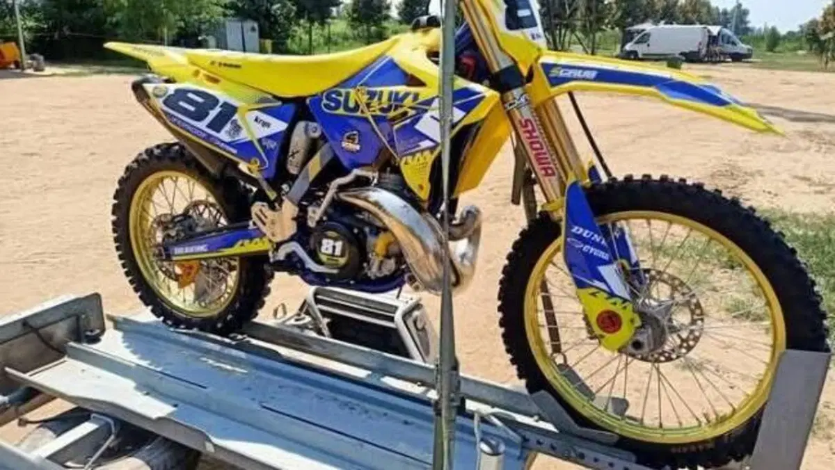 Suzuki RM 250 (2008 - 11)  (5)