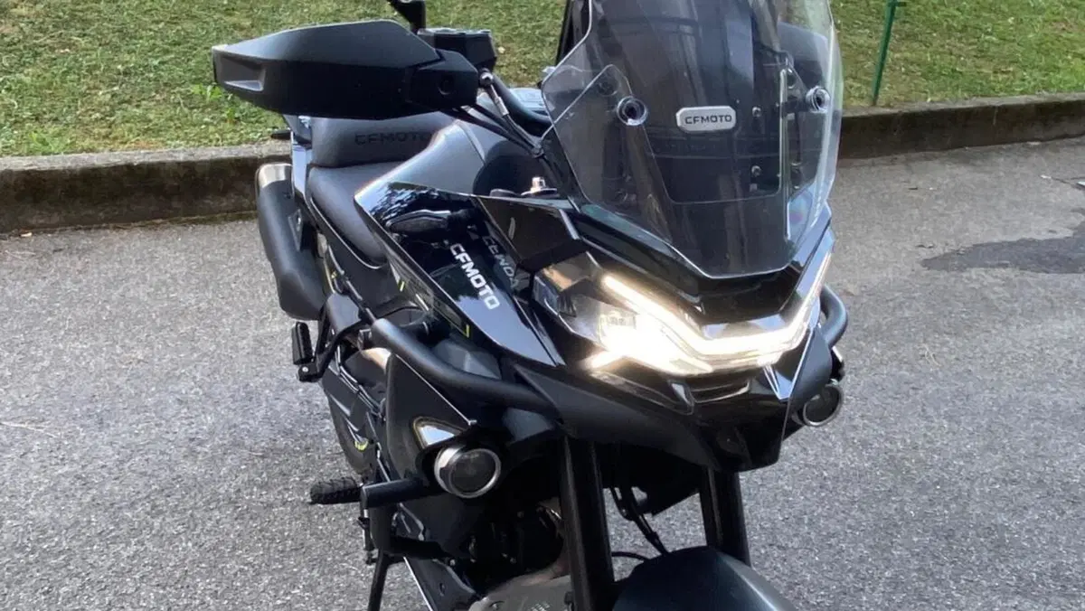 CFMOTO 800MT Explore (2023 - 26)  (2)