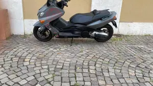 Yamaha T-Max 500 (2001 - 03)  (2)