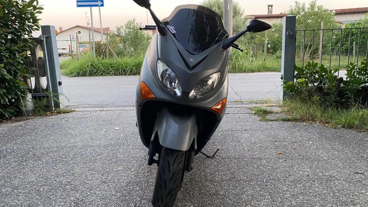 Yamaha T-Max 500 (2001 - 03) 