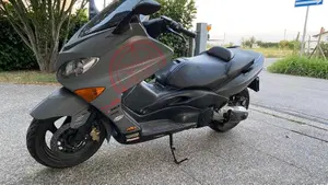 Yamaha T-Max 500 (2001 - 03)  (4)