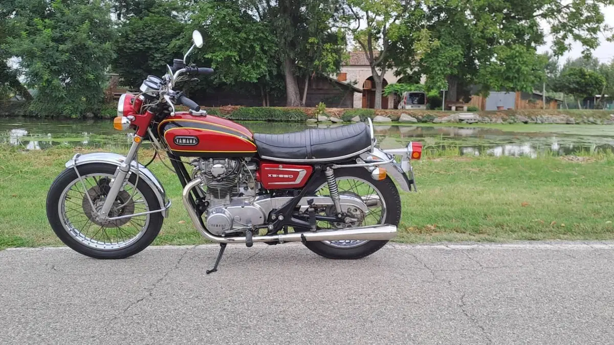 Yamaha   (2)