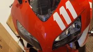 Honda CBR 1000 RR Fireblade (2004 - 05)  (5)