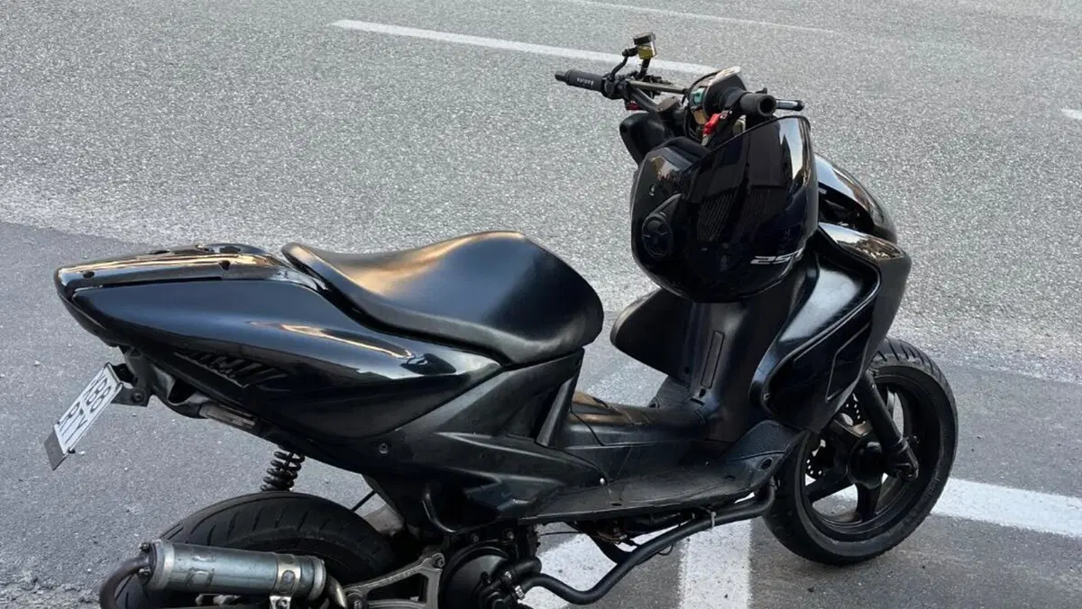 Yamaha Aerox 50 (1999 - 07)  (3)