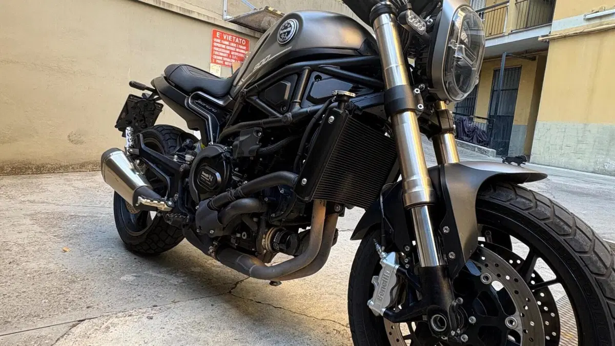Benelli Leoncino 800 (2022 - 26)  (7)