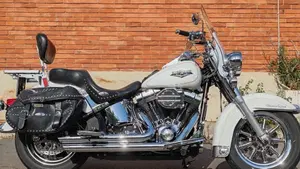 Harley-Davidson 1584 Heritage Classic (2008 - 10) - FLSTC 