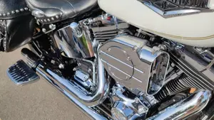 Harley-Davidson 1584 Heritage Classic (2008 - 10) - FLSTC  (8)
