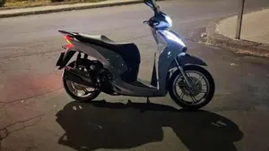 Honda SH 300 i Sport ABS (2018 - 20)  (3)