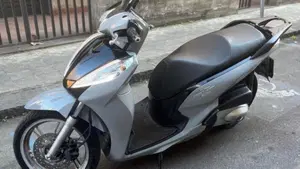 Honda SH 300 i Sport ABS (2018 - 20)  (6)