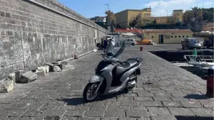 Honda SH 300 i Sport ABS (2018 - 20)  (8)