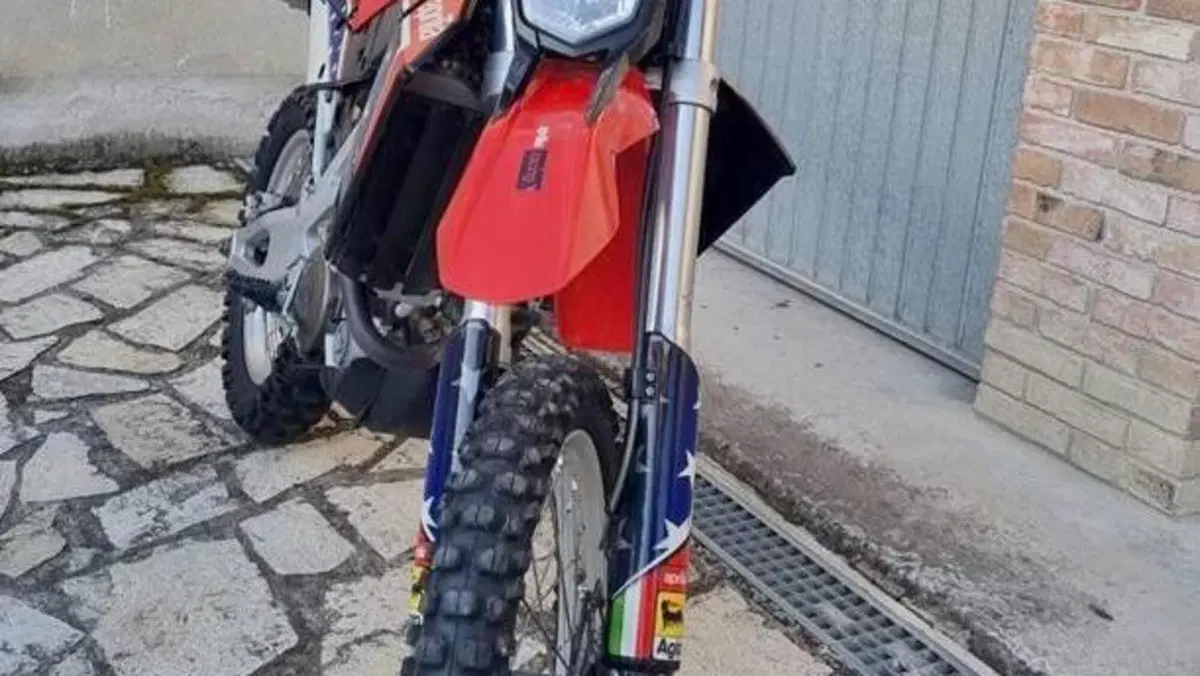 Aprilia RXV 550 (2009 - 14)  (3)