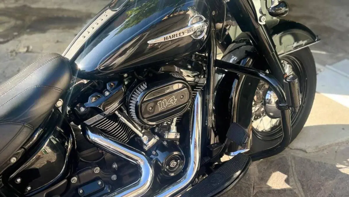 Harley-Davidson 107 Heritage Classic (2018 - 19) - FLHC  (5)