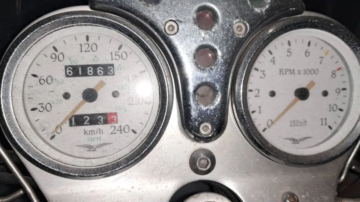 Moto Guzzi   (6)