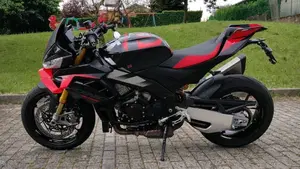 Aprilia Tuono V4 Factory (2025 - 26)  (2)