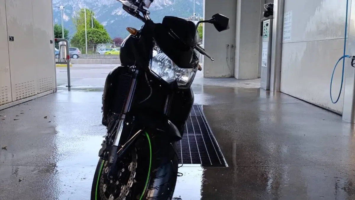 Kawasaki Z 750 (2007 - 14)  (3)