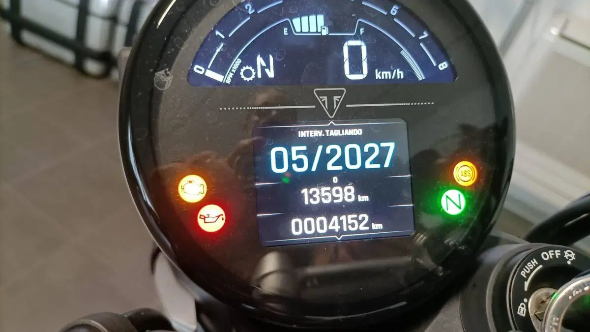 Triumph Speed Twin 900 (2025 - 26)  (5)