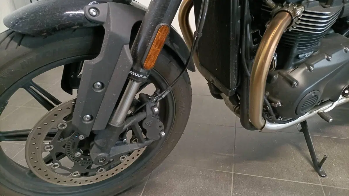 Triumph Speed Twin 900 (2025 - 26)  (7)
