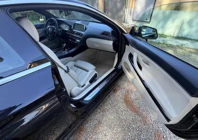 BMW Serie 6 Coupé 640d (5)
