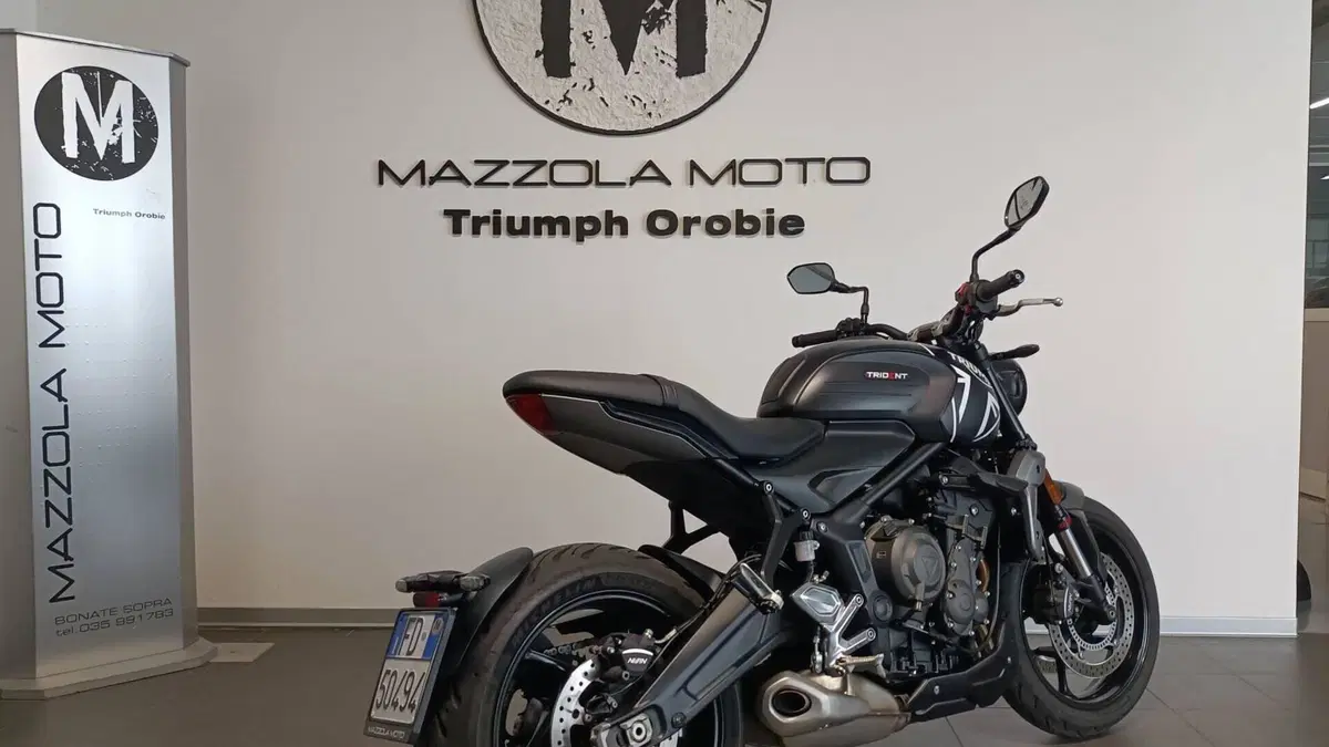 Triumph Trident 660 (2021 - 24)  (2)