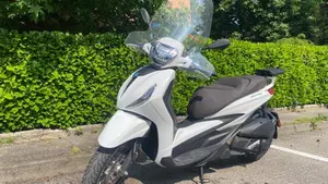 Piaggio Beverly 300 ABS-ASR (2021 - 25) 