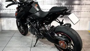 KTM 1290 Super Duke R ABS (2017 - 18)  (2)