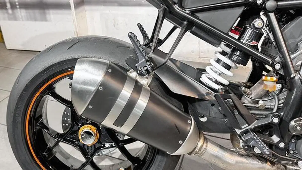 KTM 1290 Super Duke R ABS (2017 - 18)  (3)