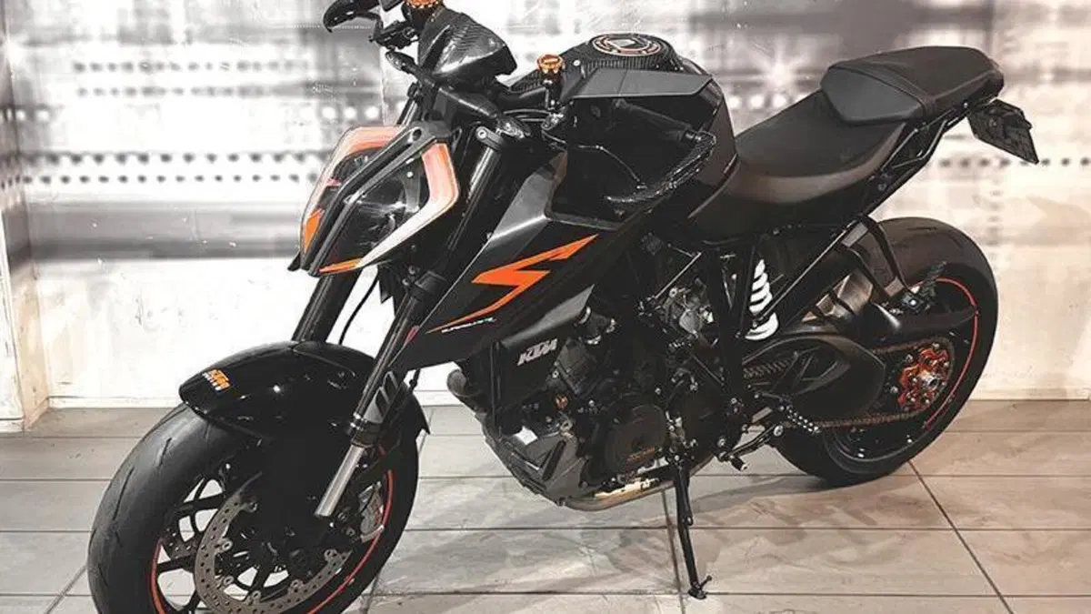 KTM 1290 Super Duke R ABS (2017 - 18)  (6)
