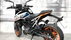 KTM 125 Duke (2021 - 23)  (2)