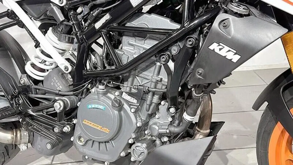 KTM 125 Duke (2021 - 23)  (4)