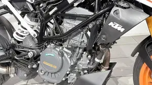 KTM 125 Duke (2021 - 23)  (4)