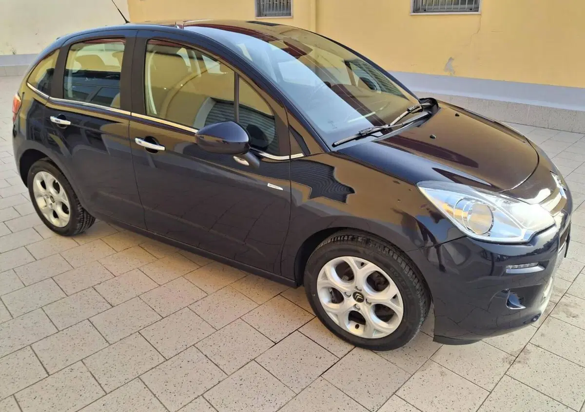 Citroen C3 1.2 VTi 82 Exclusive (2)