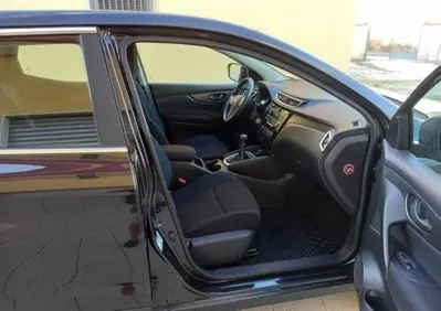 Nissan Qashqai 1.5 dCi Acenta (8)