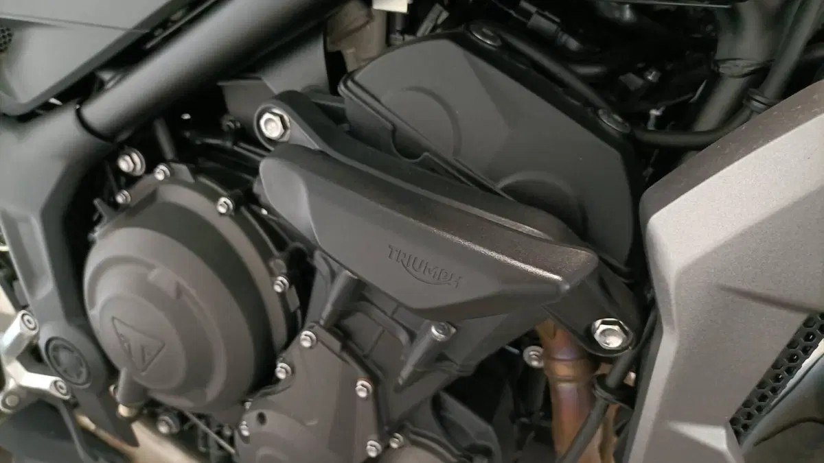 Triumph Trident 660 (2021 - 24)  (10)