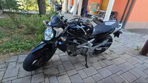 Suzuki Gladius 650 SFV (2009 - 15) 