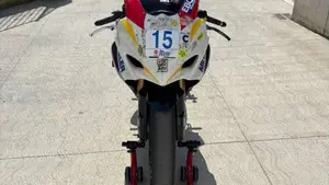 Suzuki GSX-R1000 (2006 - 08)  (2)