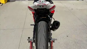 Suzuki GSX-R1000 (2006 - 08)  (4)