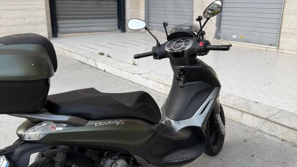 Piaggio Beverly 300 S i.e. ABS-ASR (2016 - 20)  (2)
