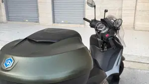 Piaggio Beverly 300 S i.e. ABS-ASR (2016 - 20)  (6)