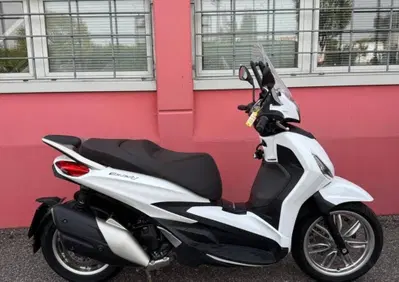 Piaggio Beverly 400 ABS-ASR (2021 - 24) - Annuncio 10061145