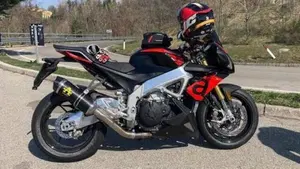 Aprilia Tuono V4 RR (2019 - 20)  (2)