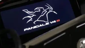 Ducati Panigale V4 S (2025 - 26)  (5)