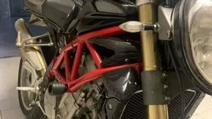 MV Agusta Brutale 910 S (2005 - 11)  (5)
