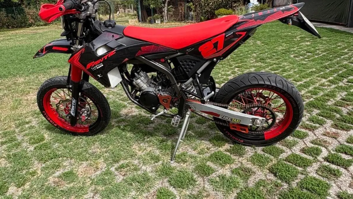 Fantic Motor Motard 50 M Performance 2t (2017)  (3)