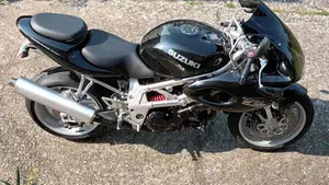 Suzuki TL 1000 S (1997 - 03)  (6)