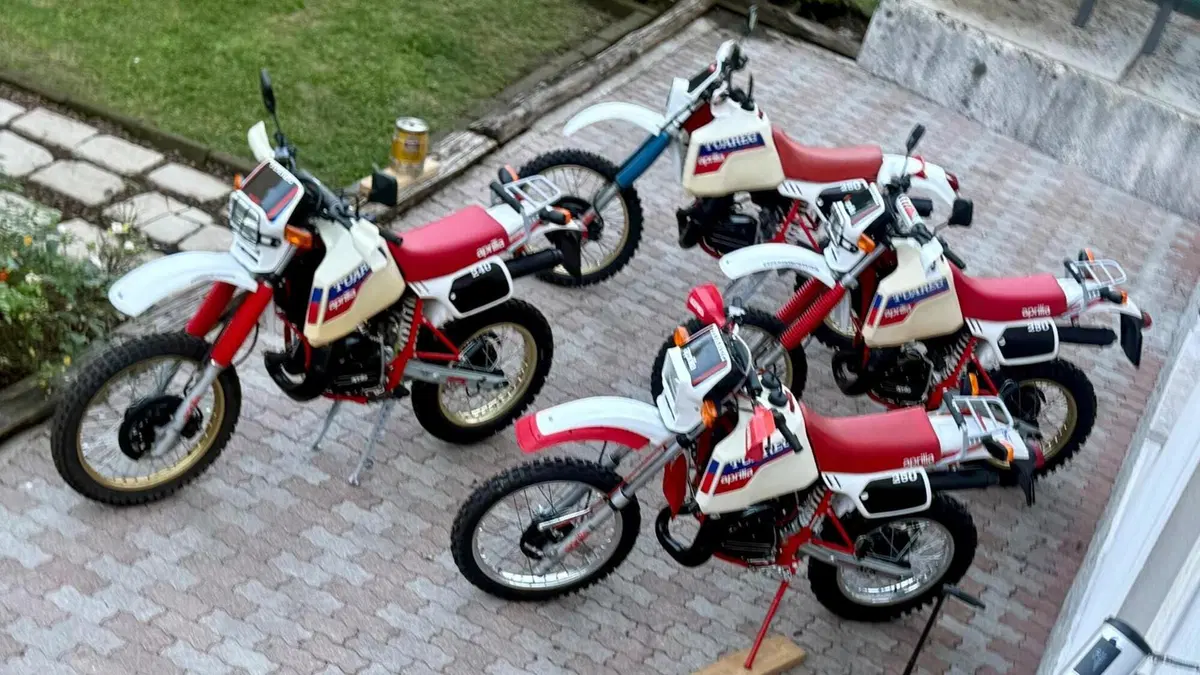 Aprilia   (2)