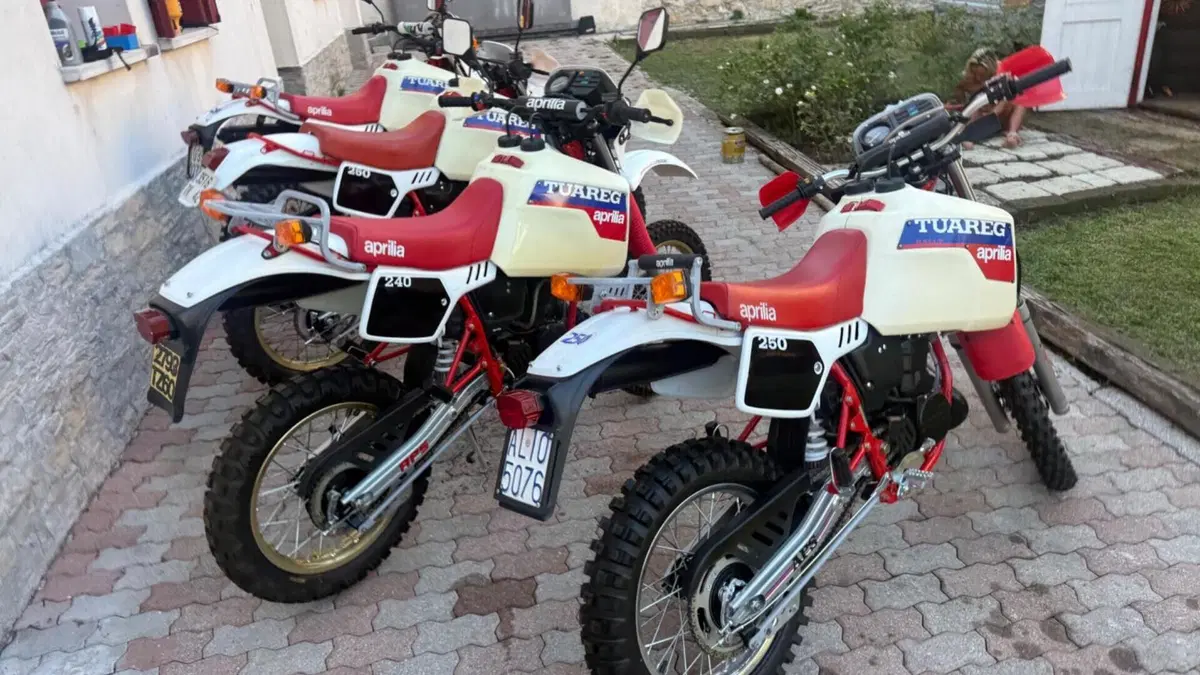Aprilia   (4)