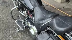 Harley-Davidson 1690 Deluxe ABS (2011 - 16) - FLSTN  (4)
