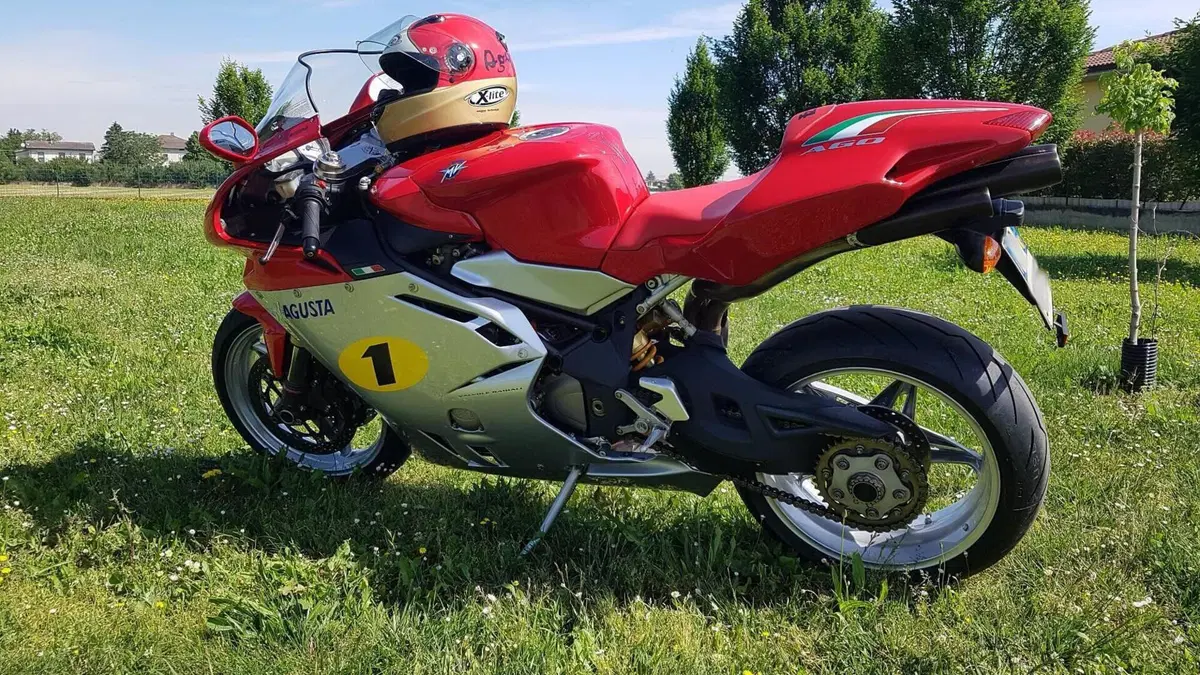 MV Agusta F4 1000 S (2004 - 05)  (2)