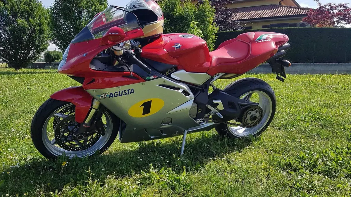 MV Agusta F4 1000 S (2004 - 05)  (3)